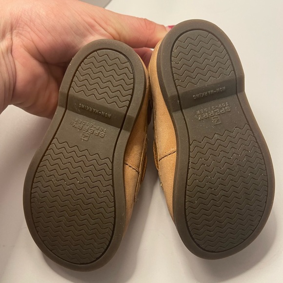 Sperry’s - Picture 3 of 3